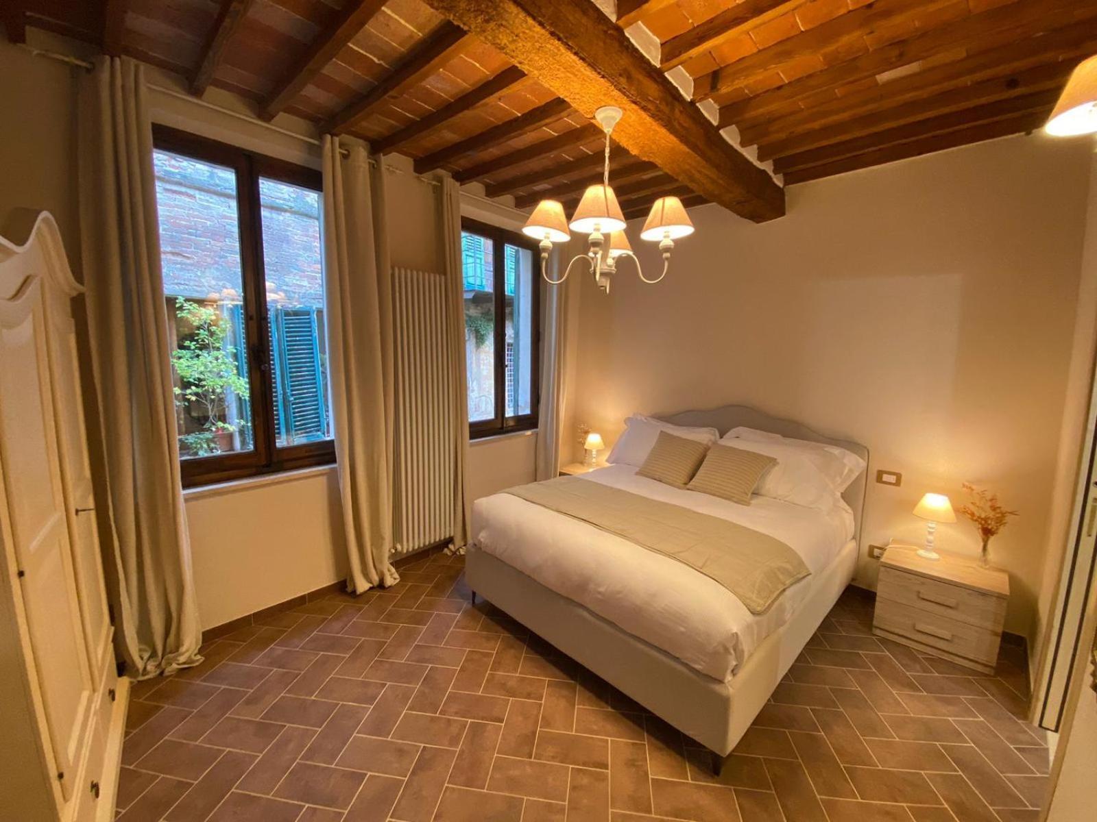 Lastamperia19 Camere-Rooms Montepulciano Stazione Exterior foto