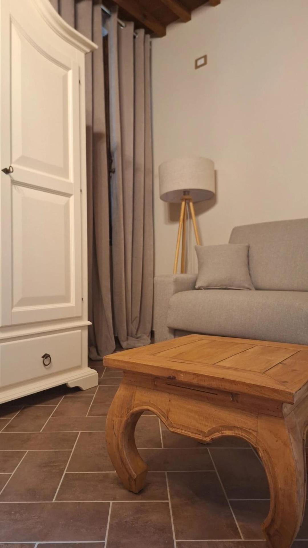 Lastamperia19 Camere-Rooms Montepulciano Stazione Exterior foto