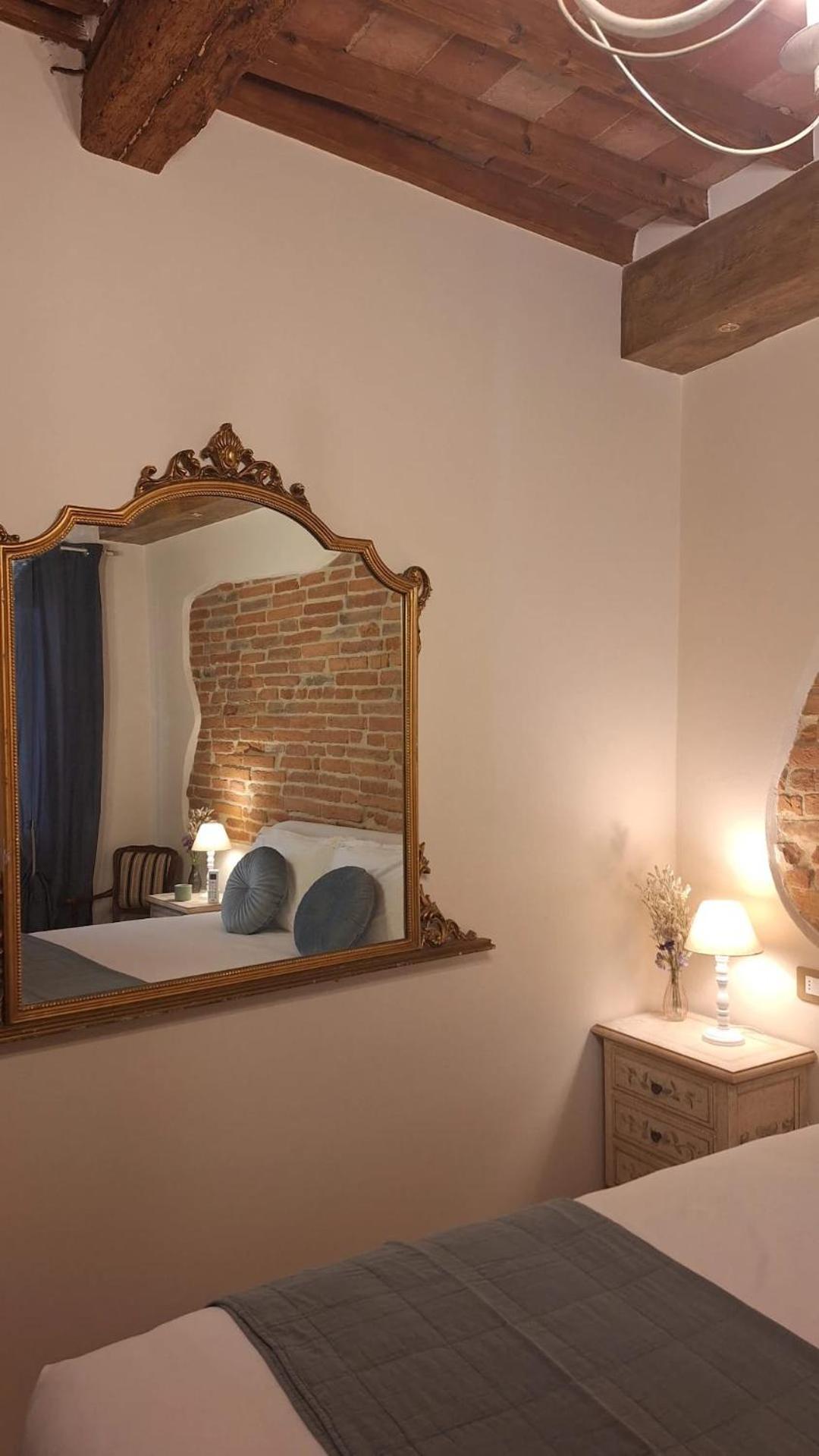 Lastamperia19 Camere-Rooms Montepulciano Stazione Exterior foto